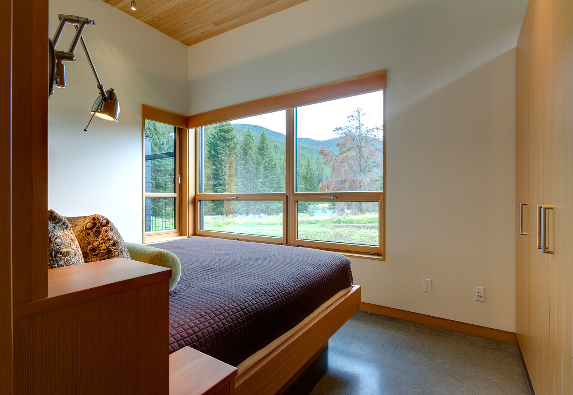 View of Dezeen | architecture and design magazine