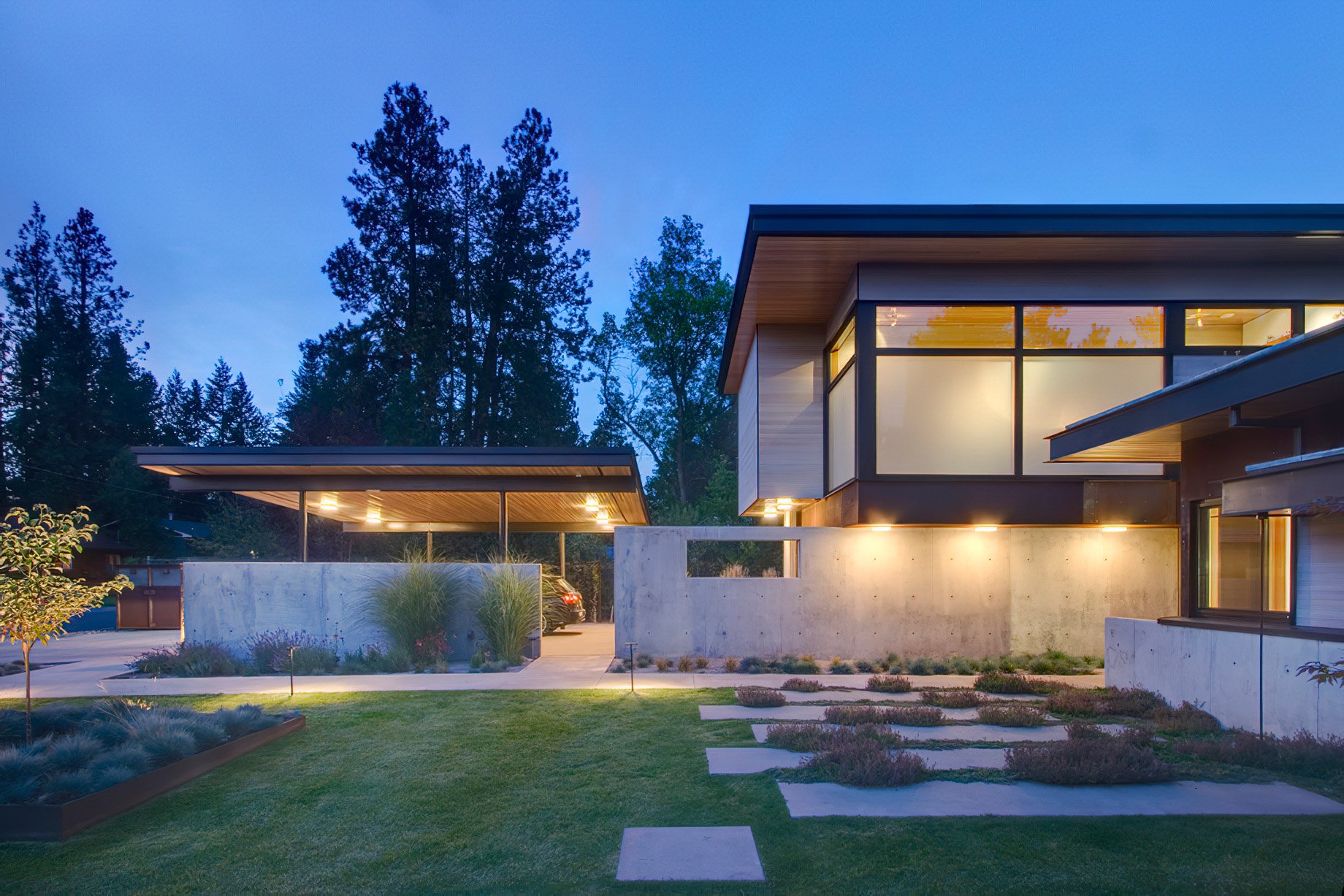 Creekside Sustainable Mountain House - Missoula, MT, USA