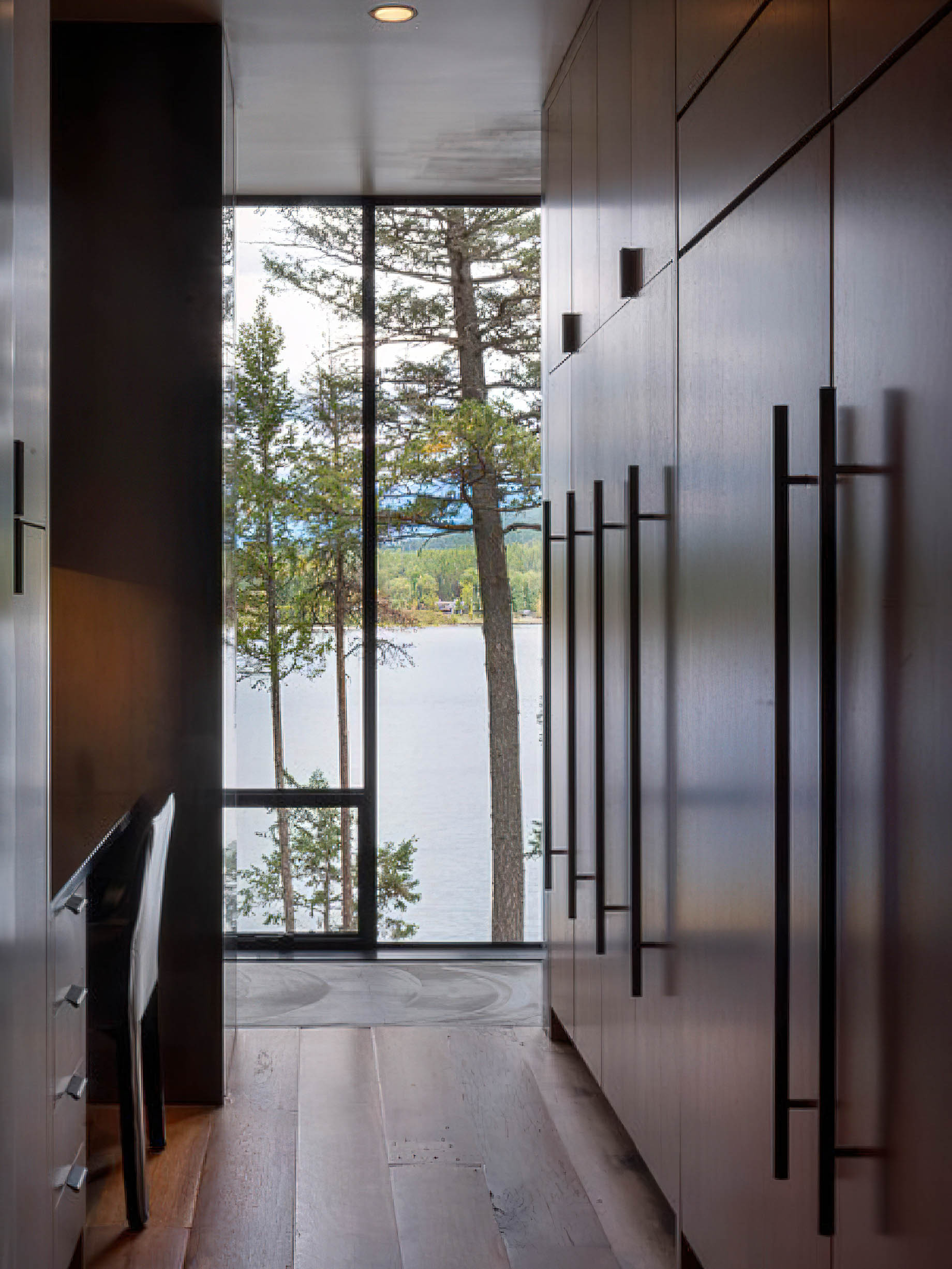 Dragonfly Modern Lake House – Whitefish, MT, USA