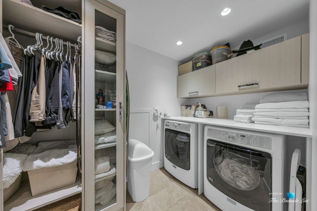 View of Innovative Ways to Blend Industrial Chic with Luxury Home Design