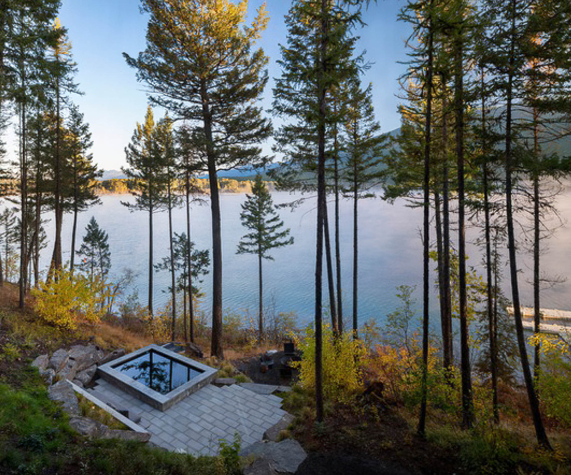 Dragonfly Modern Lake House - Whitefish, MT, USA