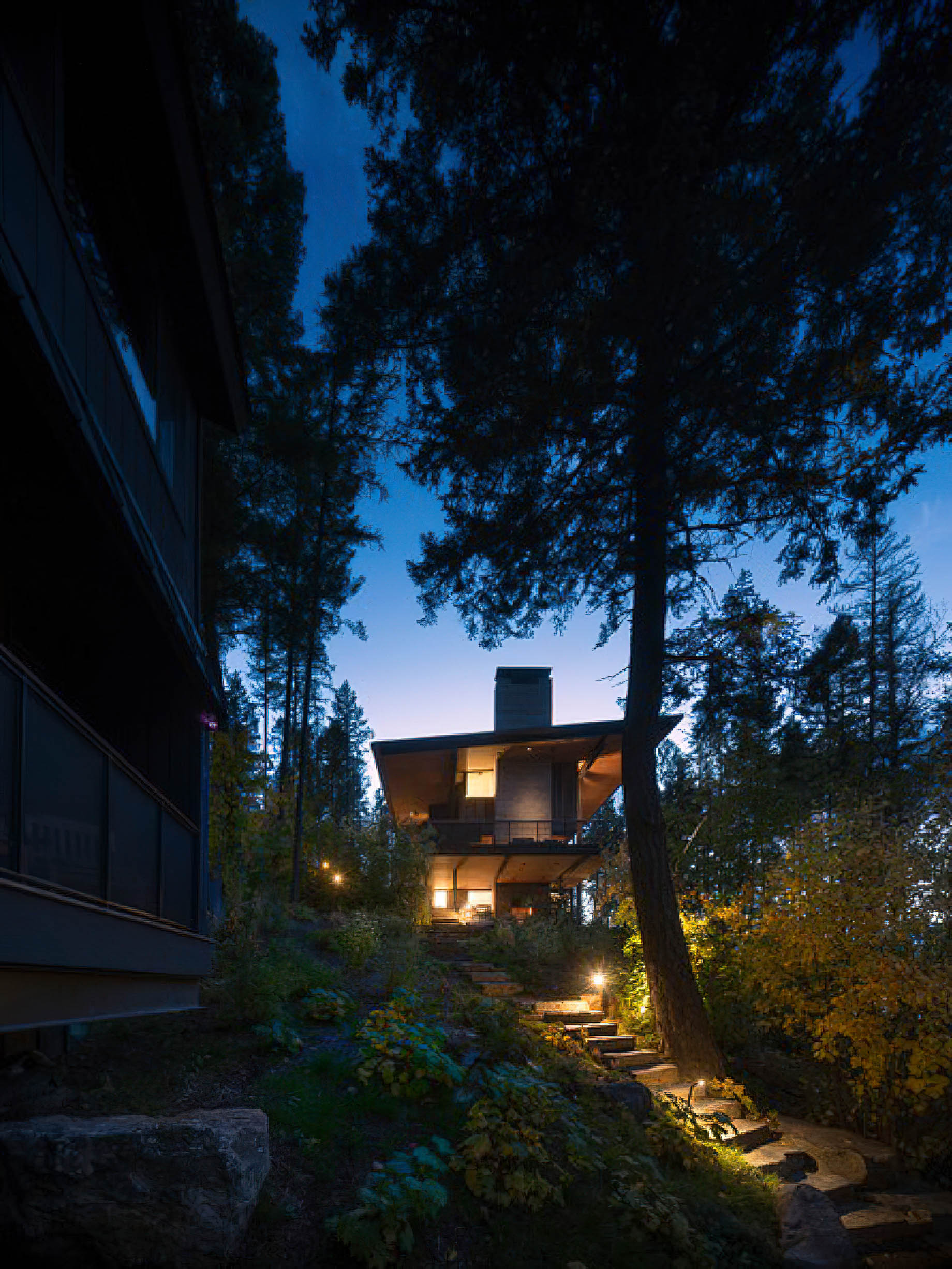 Dragonfly Modern Lake House – Whitefish, MT, USA