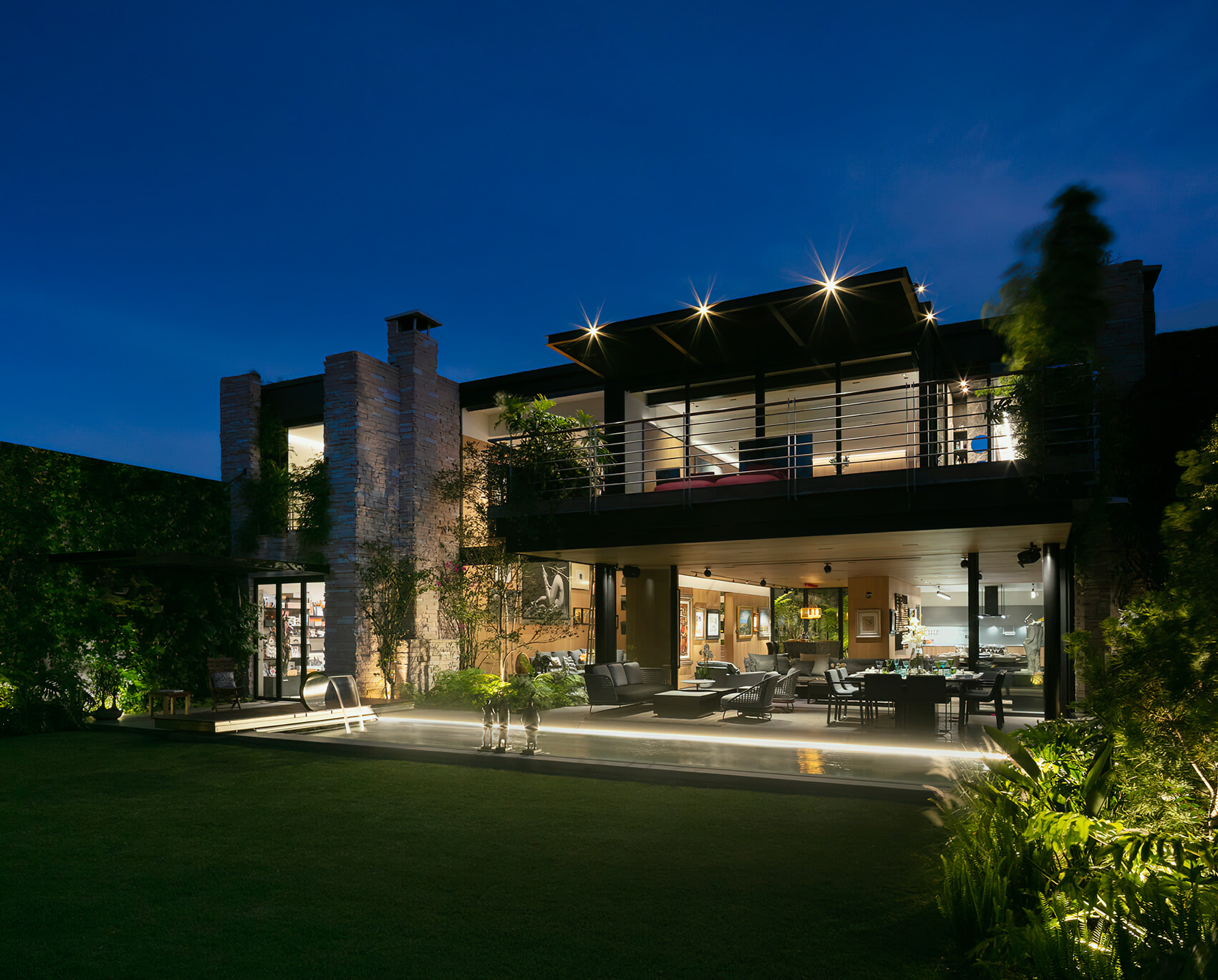 Casa Pirul Modern Contemporary Restructured House - Mexico City, Mexico