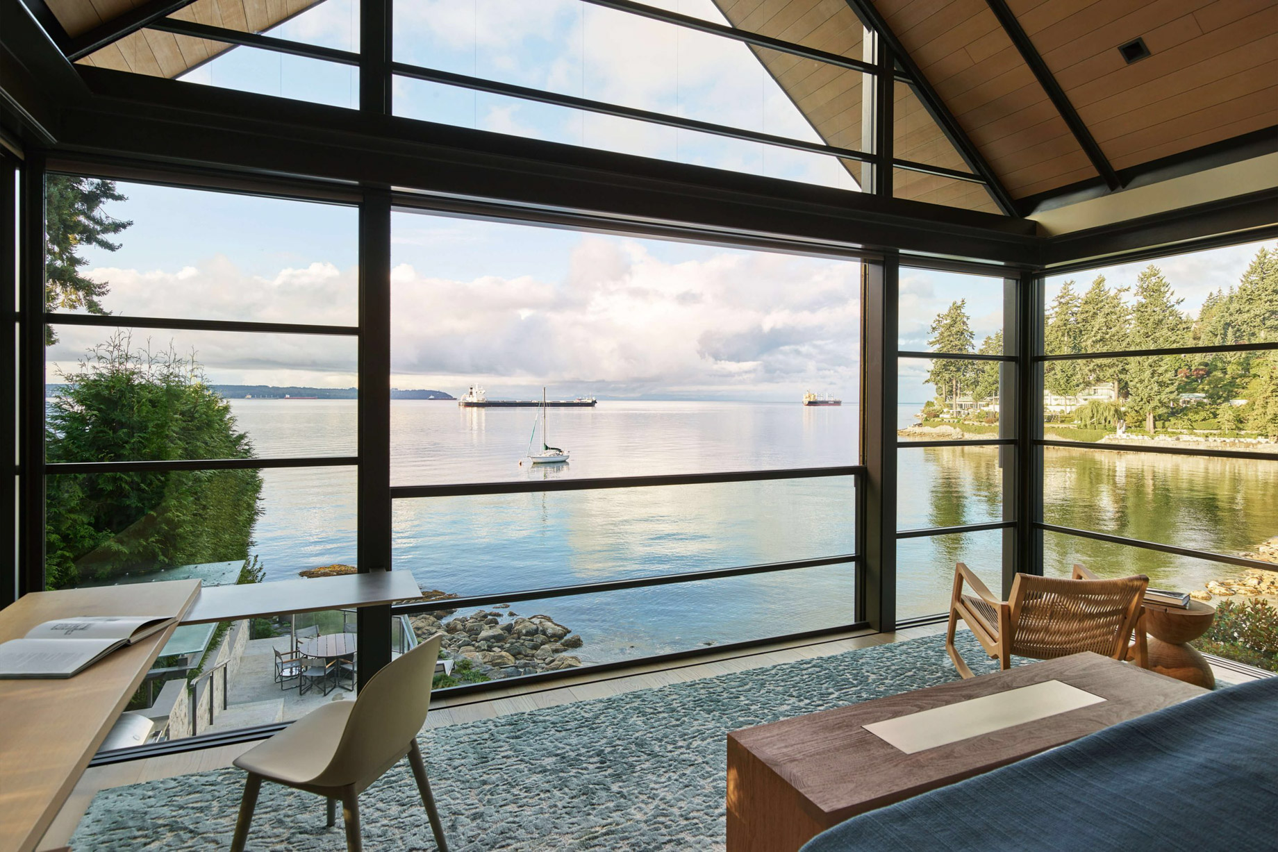 Sea House Residence - Radcliffe Ave, West Vancouver, BC, Canada