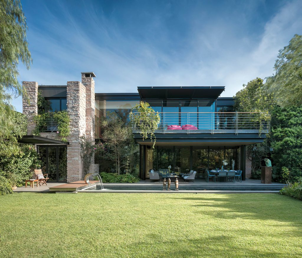 Casa Pirul Modern Contemporary Restructured House - Mexico City, Mexico