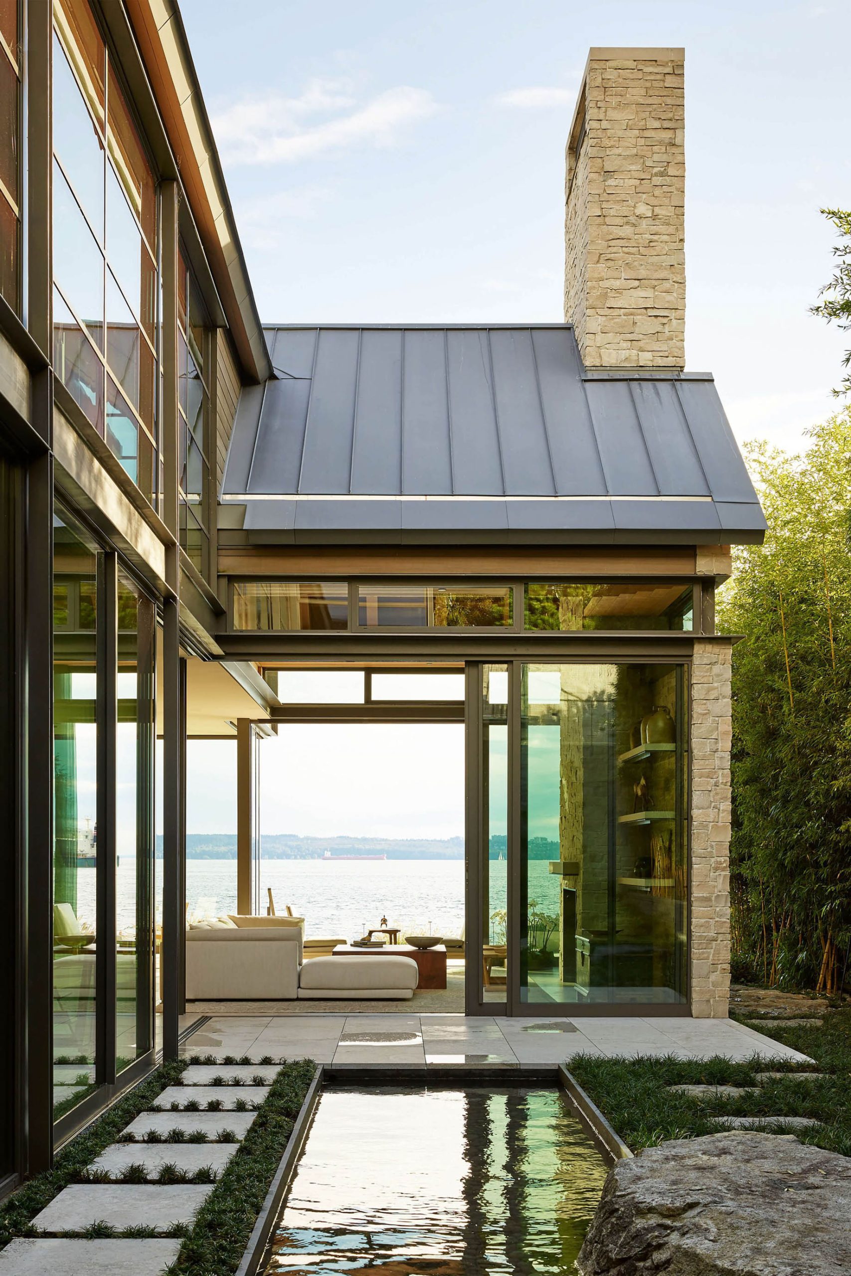 Sea House Residence - Radcliffe Ave, West Vancouver, BC, Canada