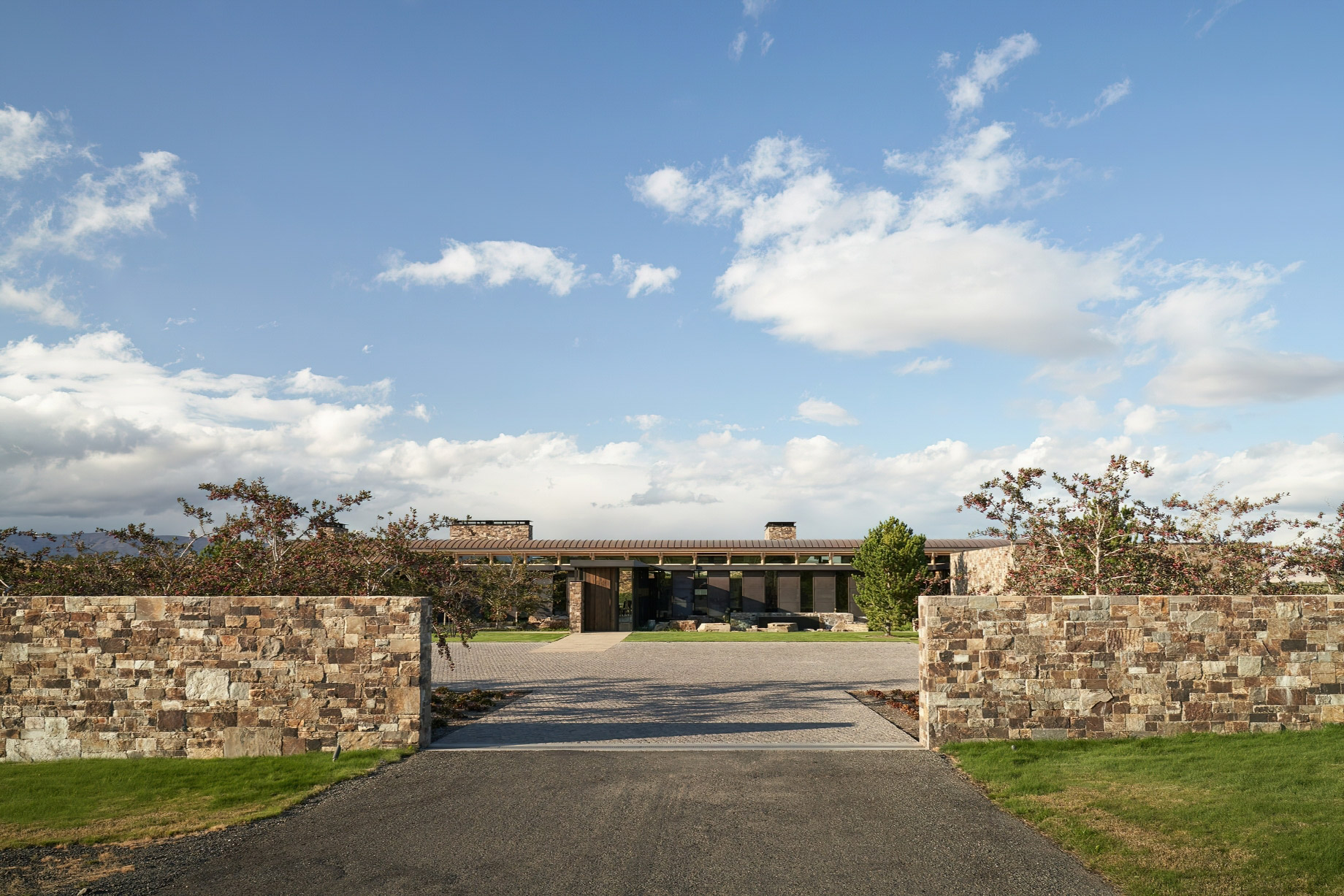 Orchard Canyon Contemporary Residence - Cowiche, WA, USA