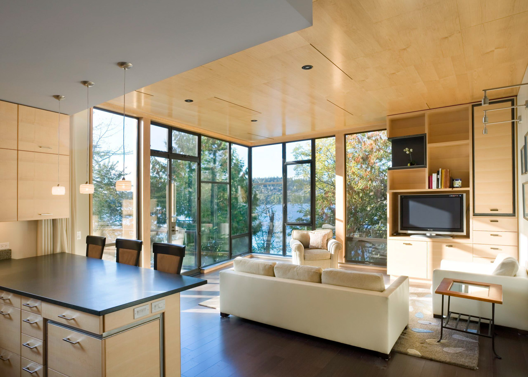 Lake Washington Contemporary House - Kenmore, WA, USA