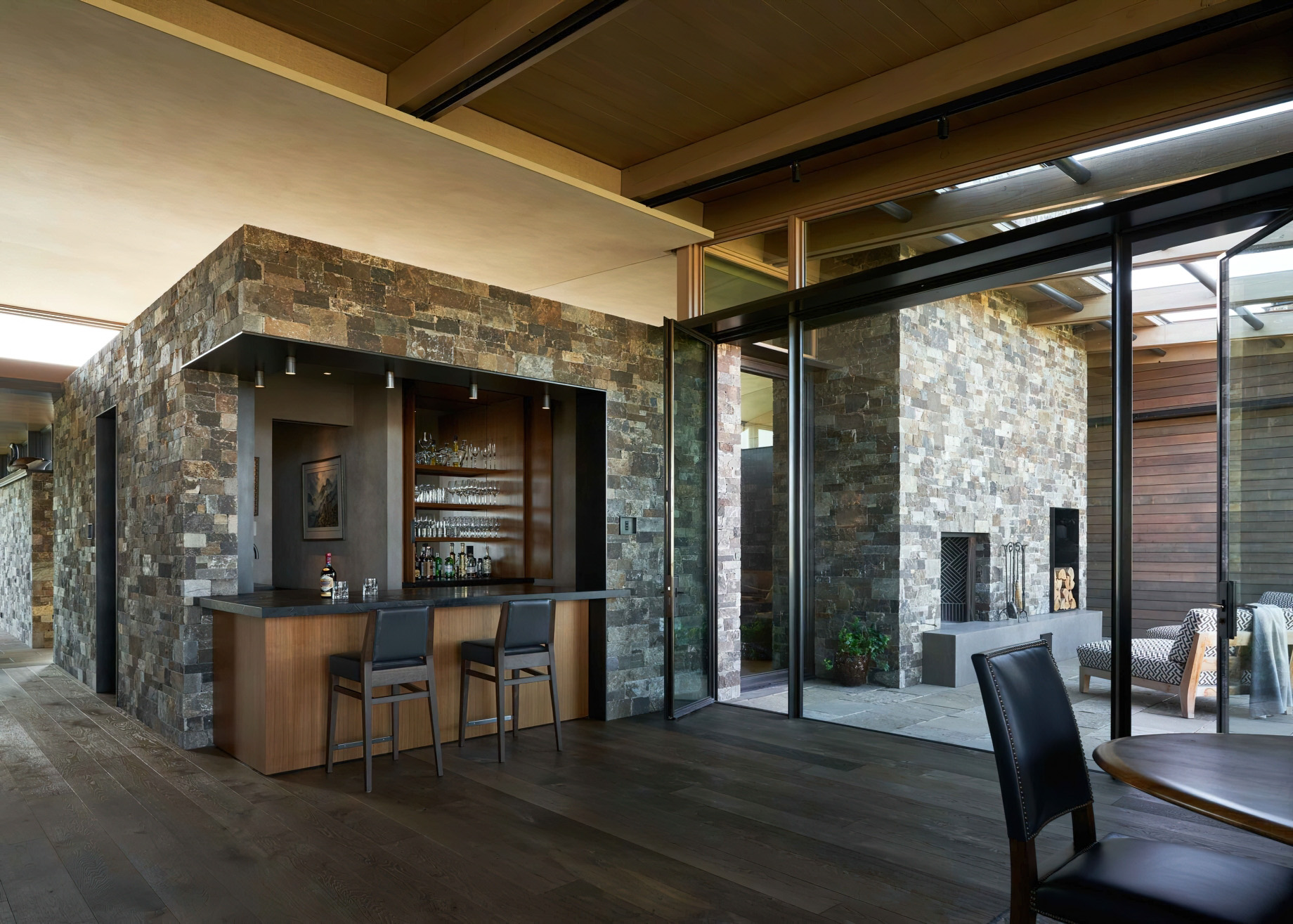 Orchard Canyon Contemporary Residence – Cowiche, WA, USA