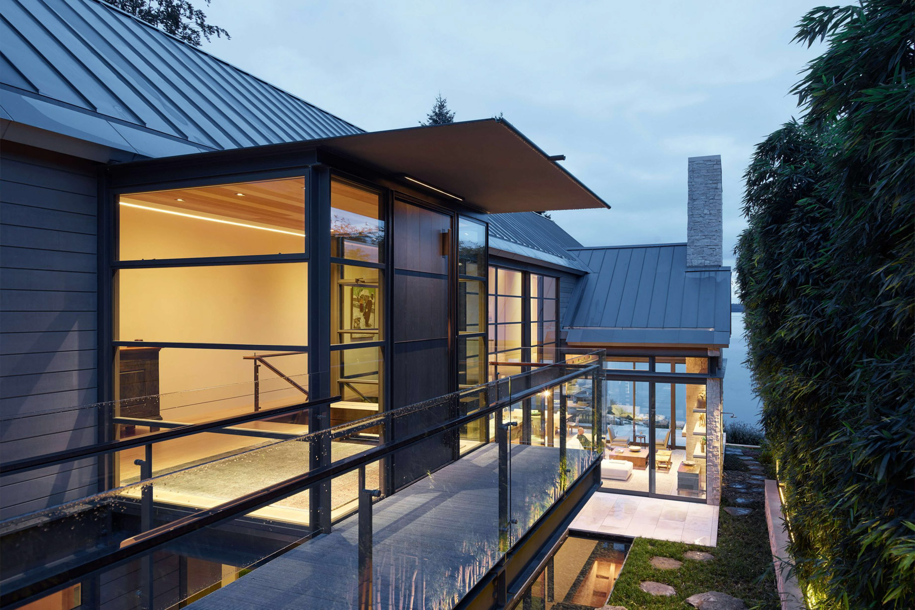 Sea House Residence - Radcliffe Ave, West Vancouver, BC, Canada