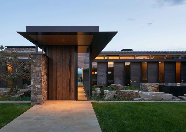 Orchard Canyon Contemporary Residence - Cowiche, WA, USA