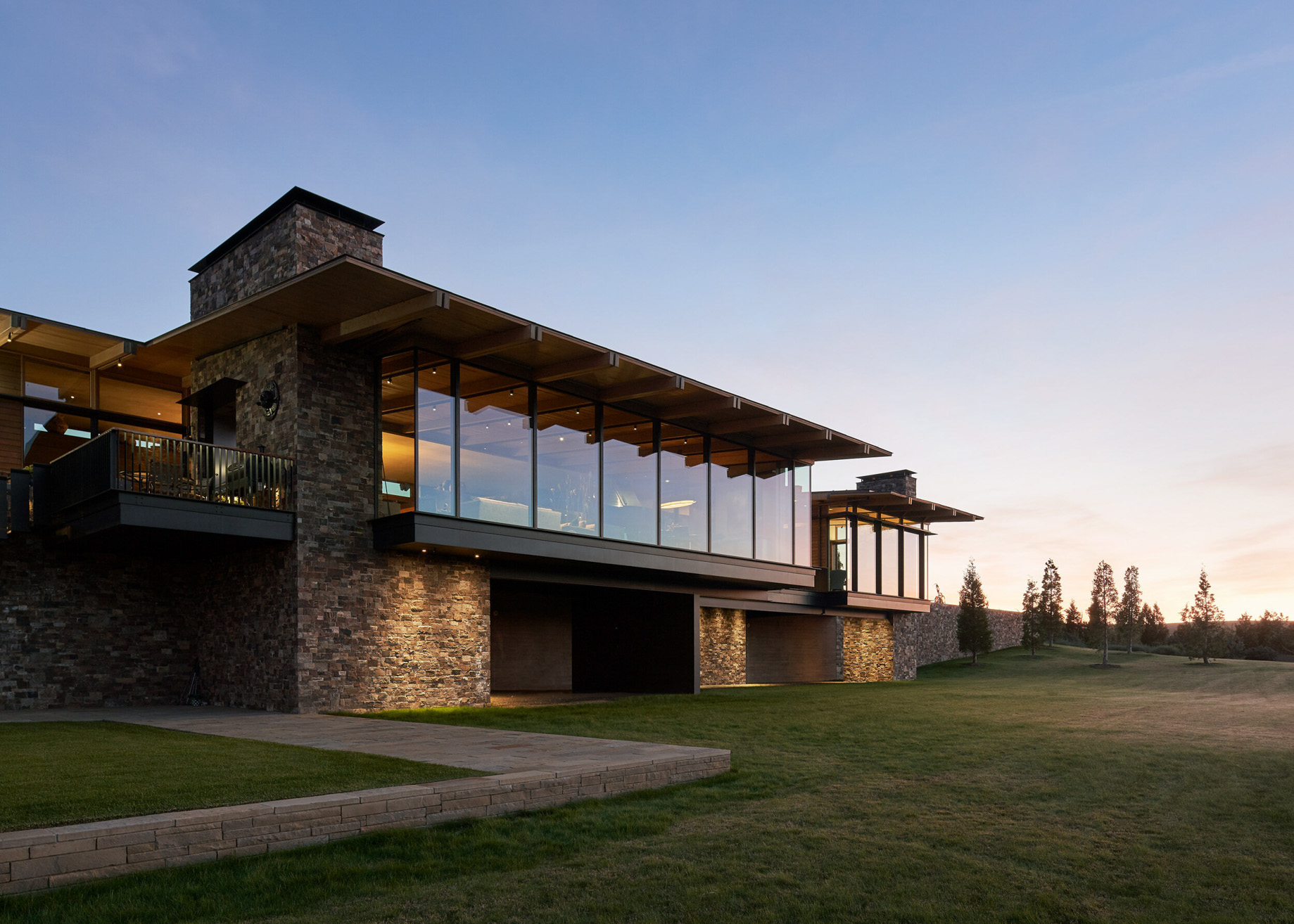 Orchard Canyon Contemporary Residence - Cowiche, WA, USA