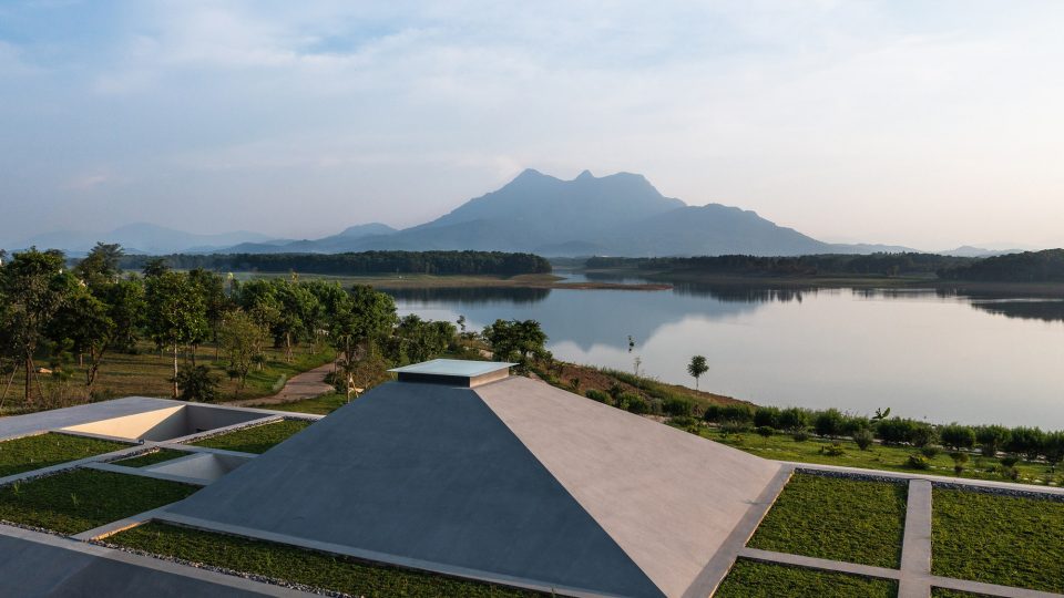 SuoiHai Lake Tan Vien Mountain View Villa - Ho Suoi Hai, Ba Vi, Hanoi, Vietnam