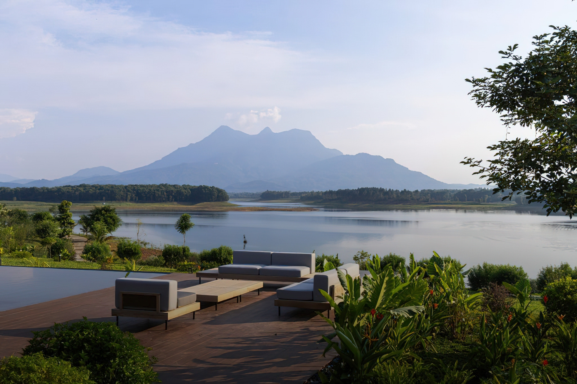 SuoiHai Lake Tan Vien Mountain View Villa - Ho Suoi Hai, Ba Vi, Hanoi, Vietnam