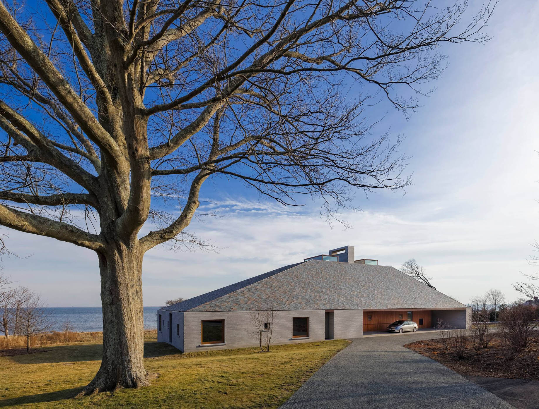 Bayhouse New England Oceanfront Residence – Bellport, New York, USA – 1