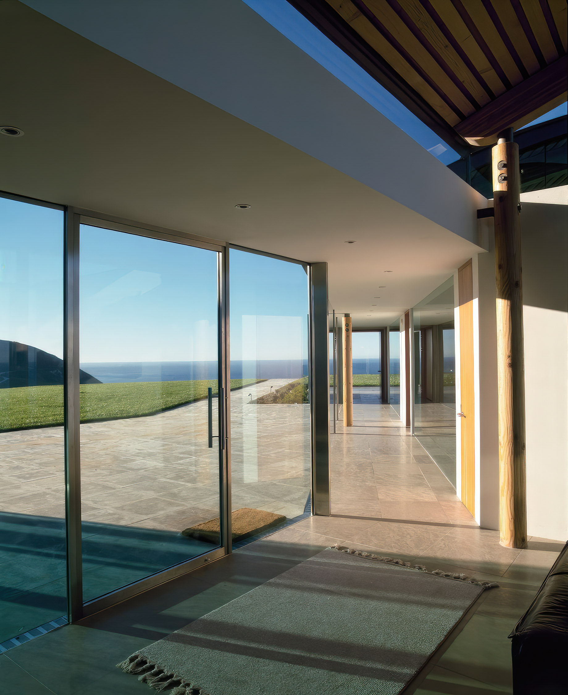 Division Knoll Glass House Residence – Coast Road, Monterey, CA, USA – 10
