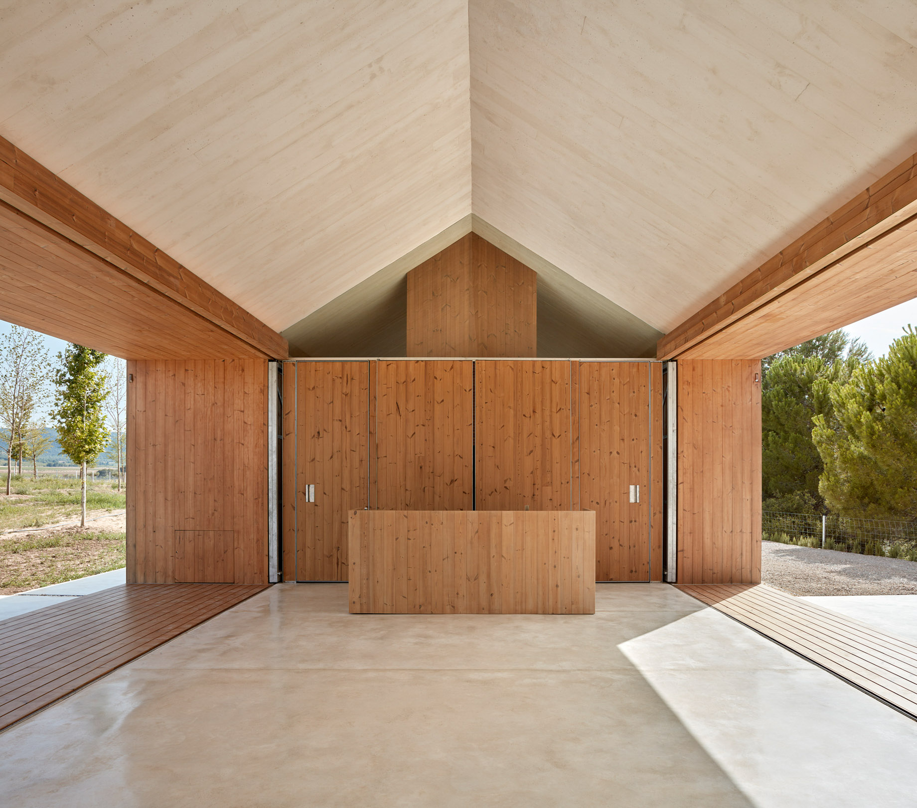Modern Luxury Retreat Cottage in the Vineyard – Fontanars dels Alforins, Spain – 12
