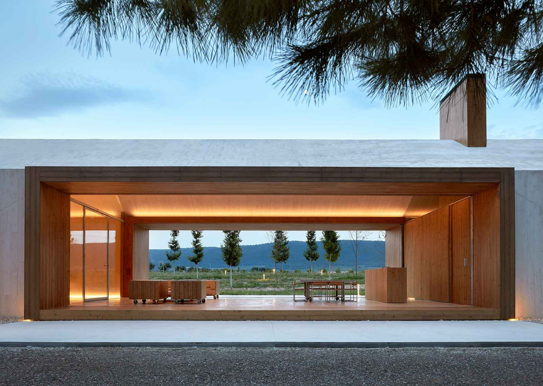 Modern Luxury Retreat Cottage in the Vineyard – Fontanars dels Alforins, Spain – 34