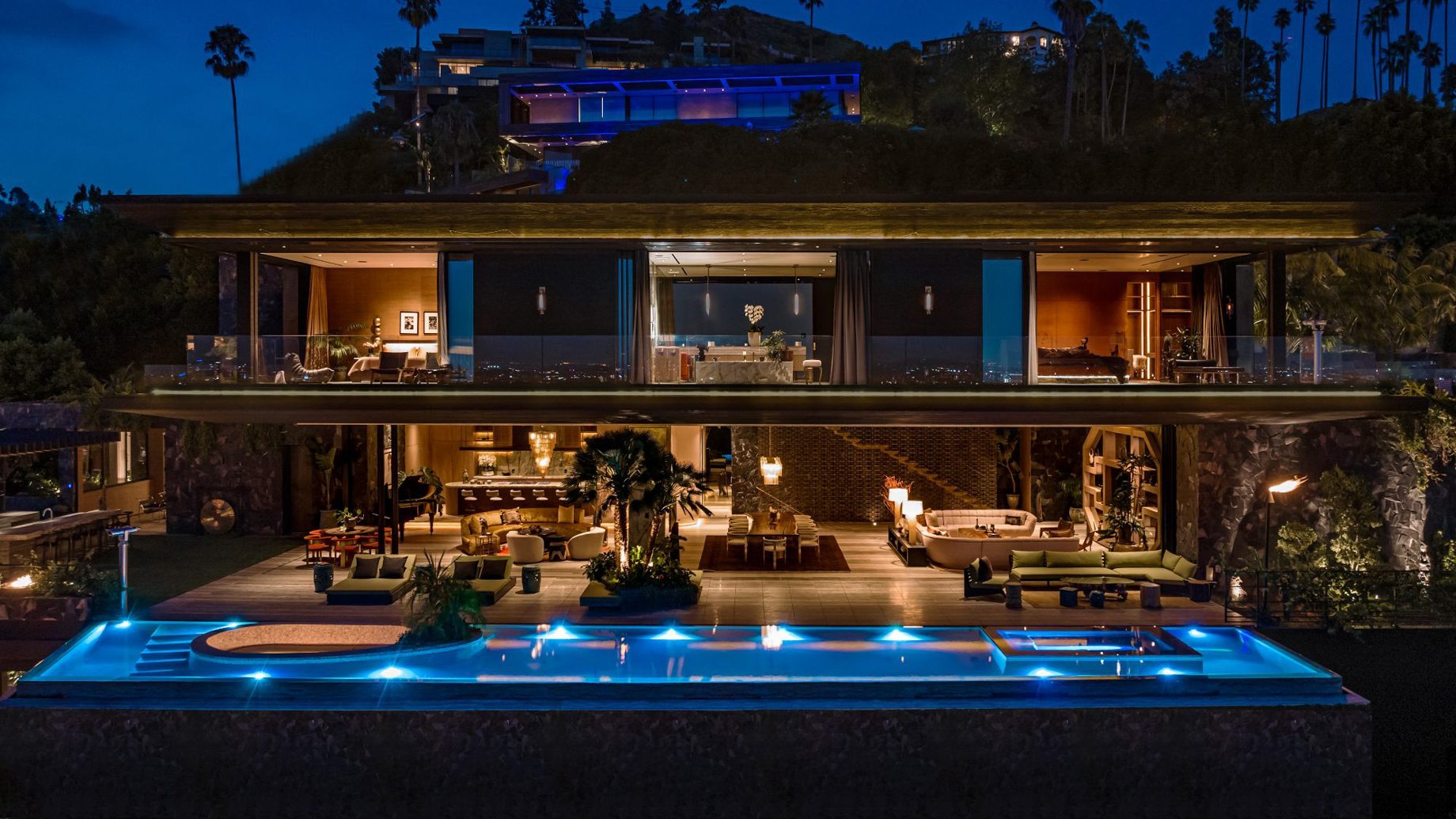 The Californication House – 1851 N Stanley Ave, Los Angeles, CA, USA 🇺🇸