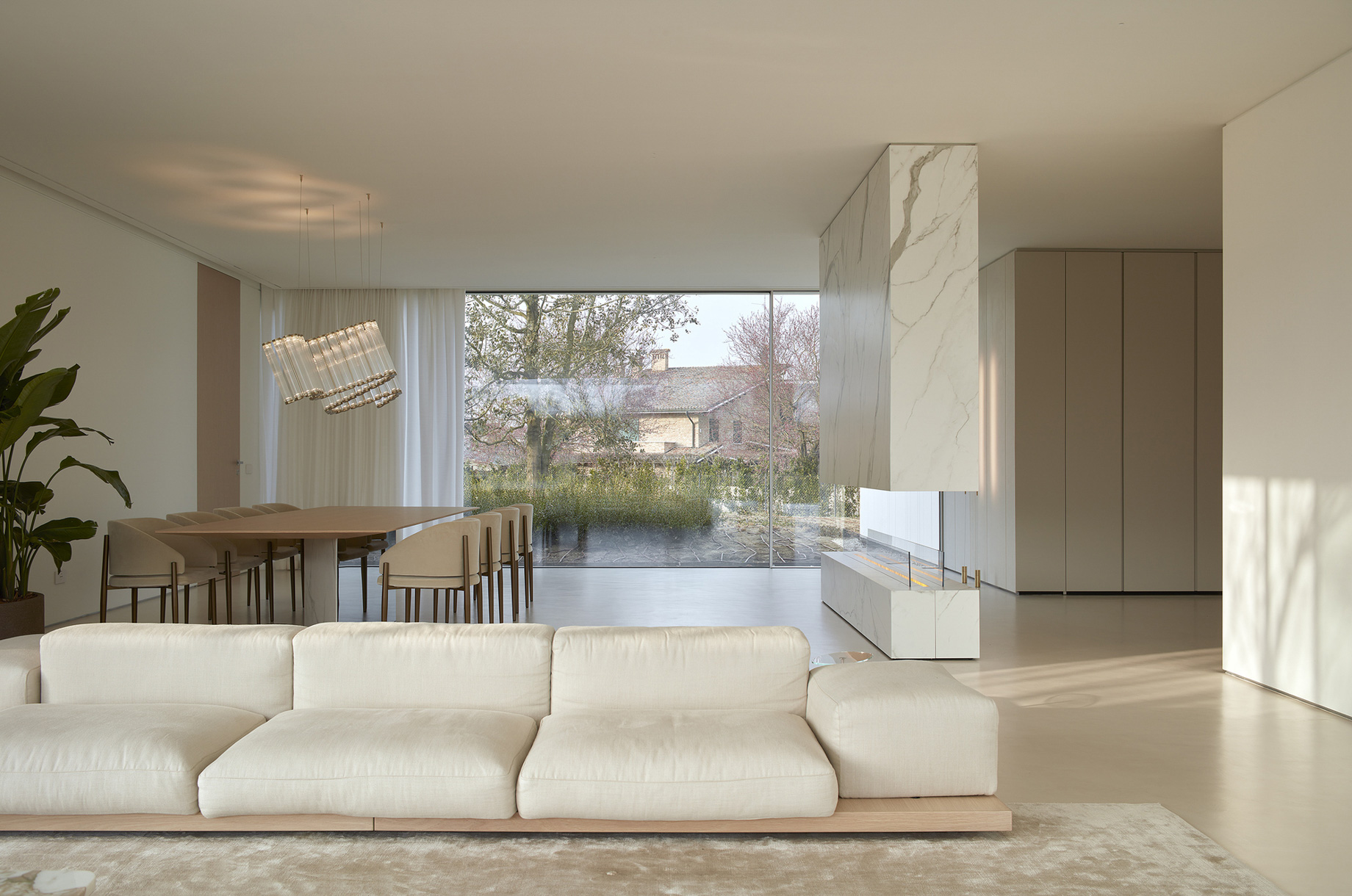 Villa Orizzonte Modern Contemporary Residence – Ferrara, Italy – 10