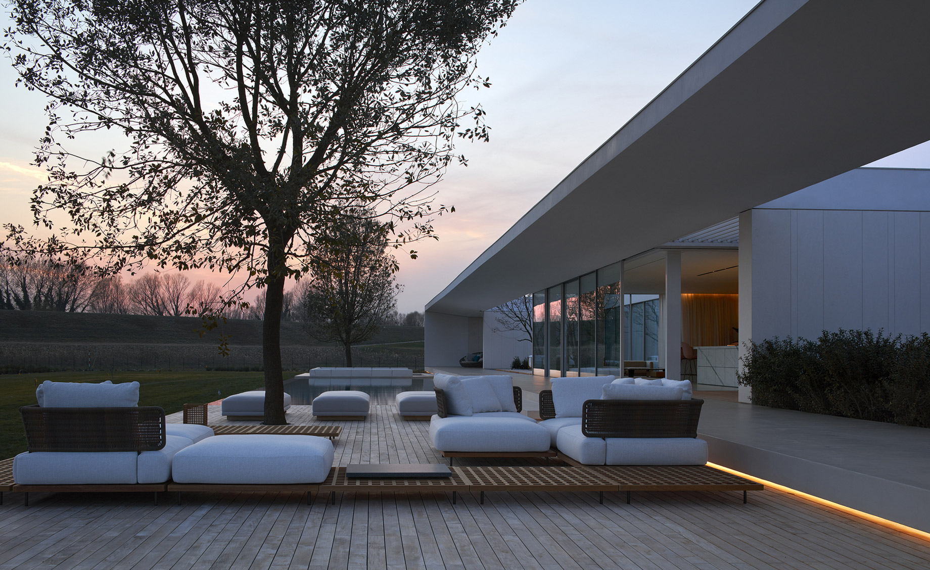 Villa Orizzonte Modern Contemporary Residence – Ferrara, Italy – 17