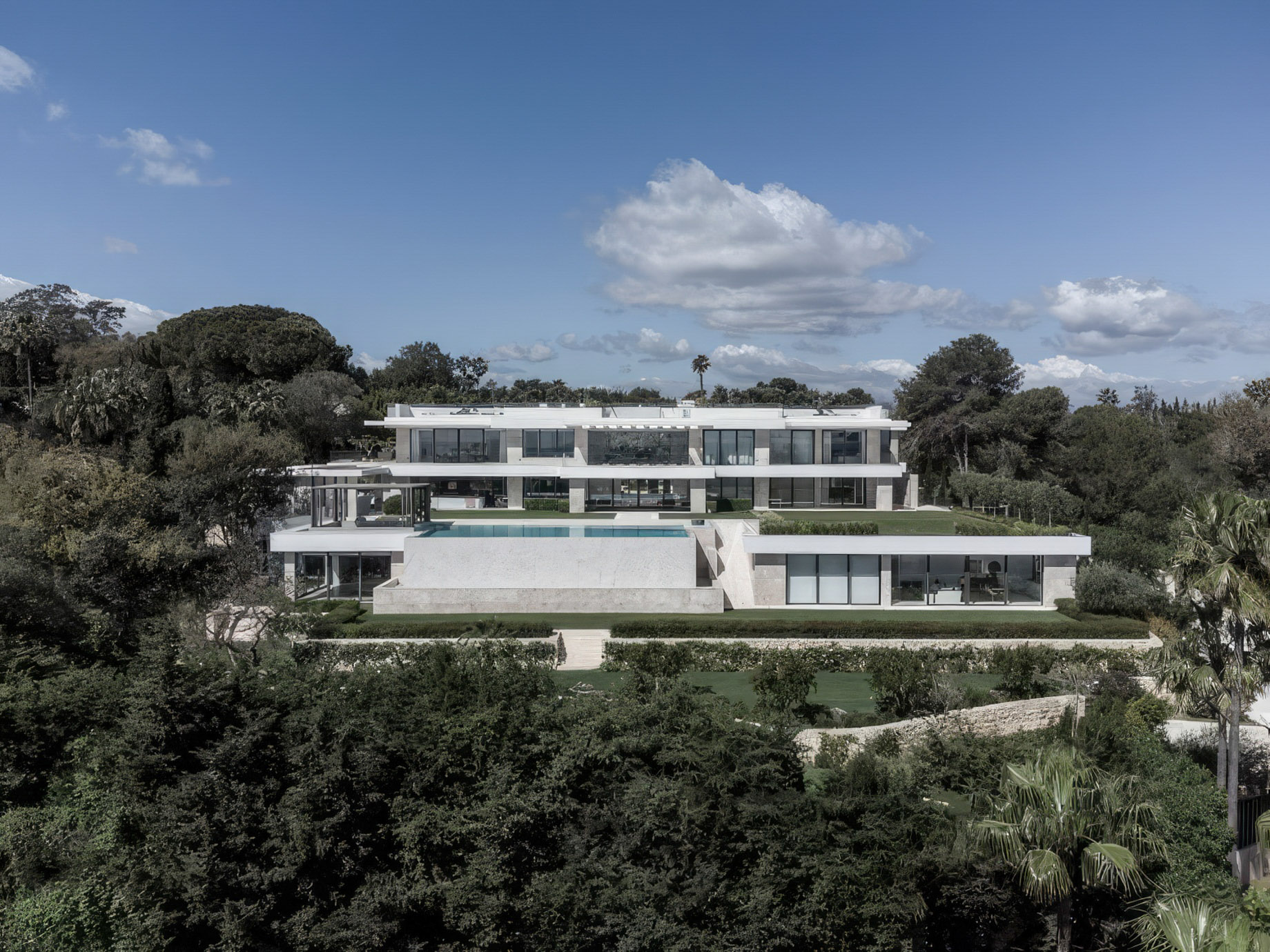 Villa The Hill Modern Contemporary Residence – Sotogrande Bajo, Andalusia, Spain – 1