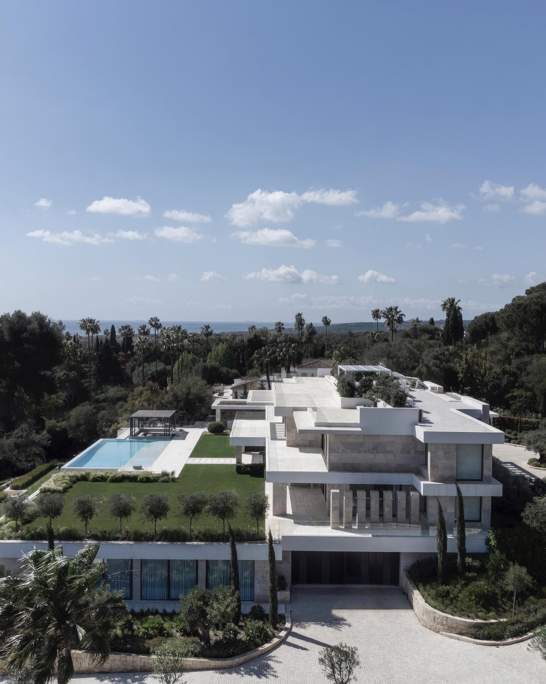 Villa The Hill Modern Contemporary Residence – Sotogrande Bajo, Andalusia, Spain – 24