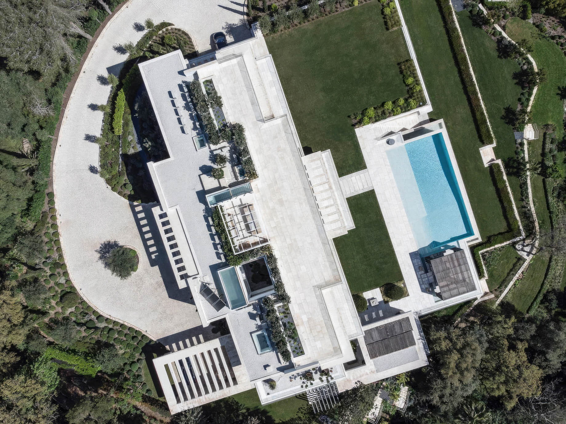 Villa The Hill Modern Contemporary Residence – Sotogrande Bajo, Andalusia, Spain – 4