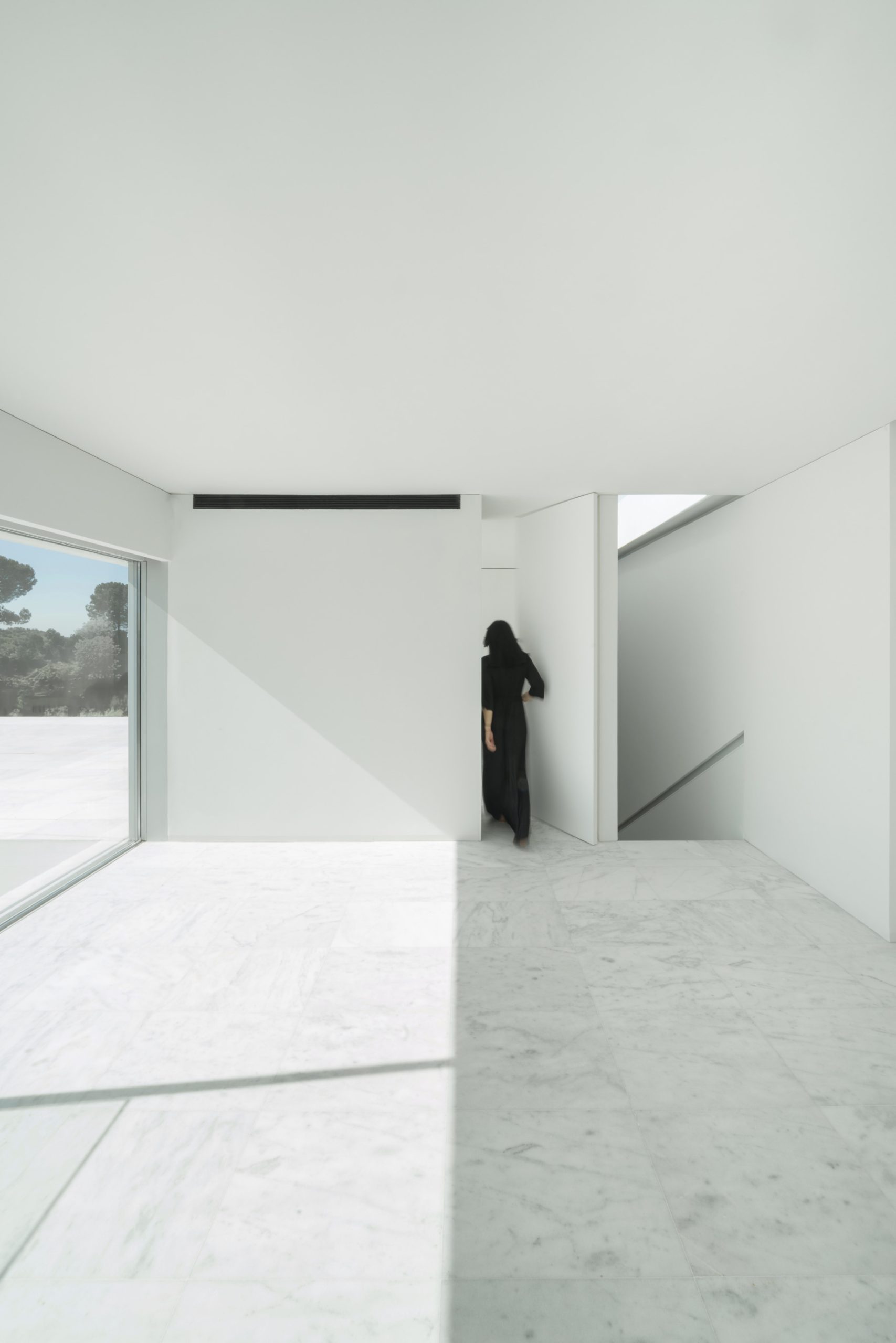 Casa Alamo Minamalist Modern House – Madrid, Spain – 16