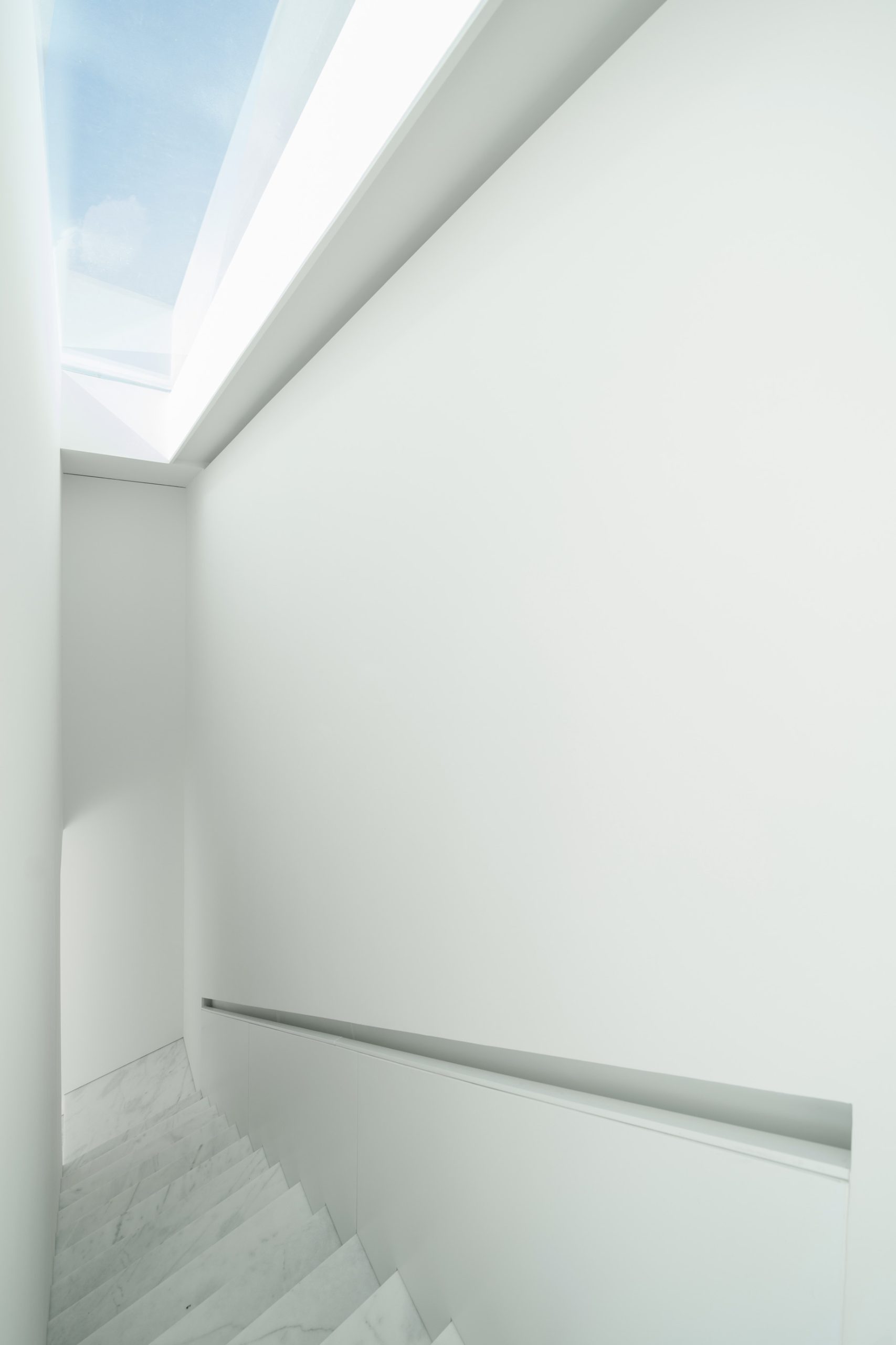 Casa Alamo Minamalist Modern House – Madrid, Spain – 23
