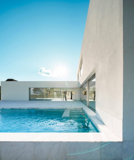 Casa Alamo Minamalist Modern House - Madrid, Spain - 38