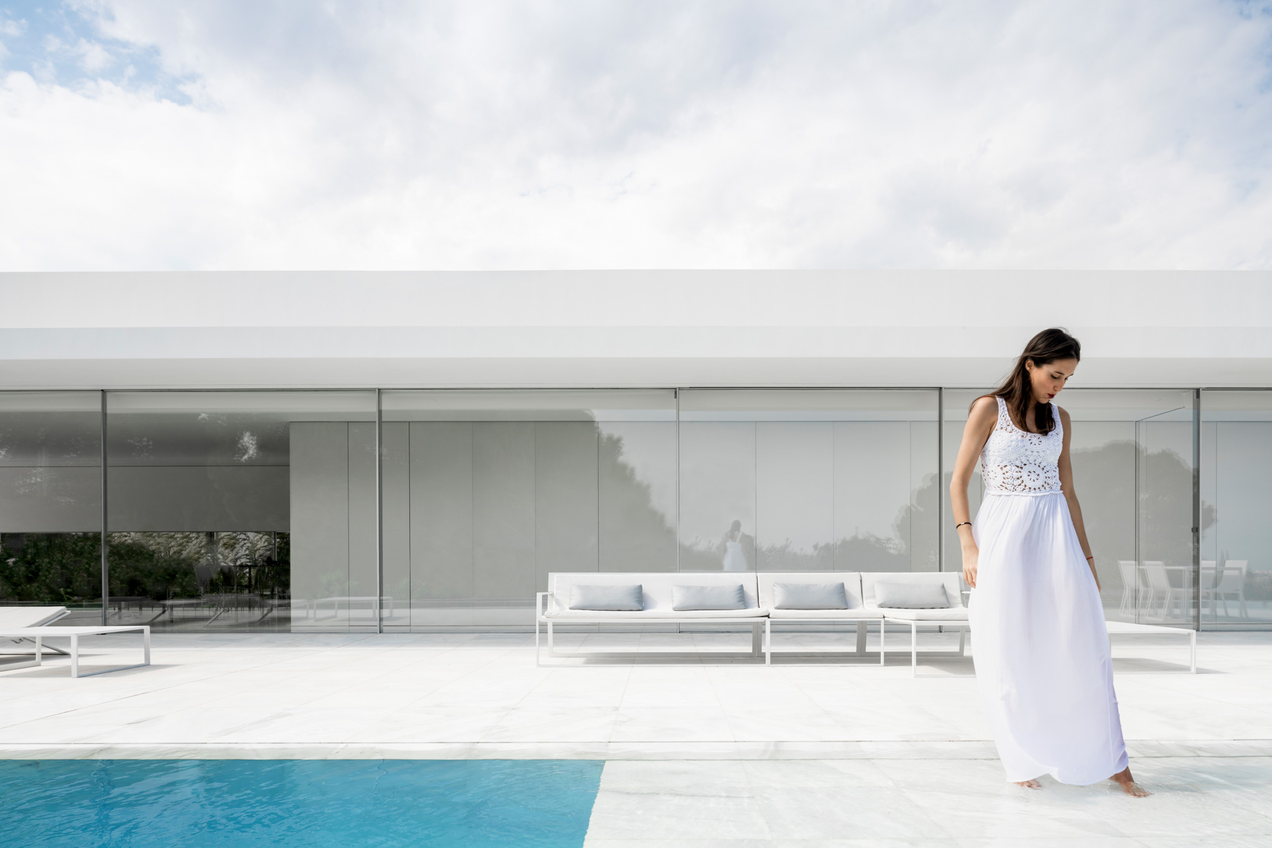 Casa Hofmann House Minimalist Belvedere Villa – Valencia, Spain – 12