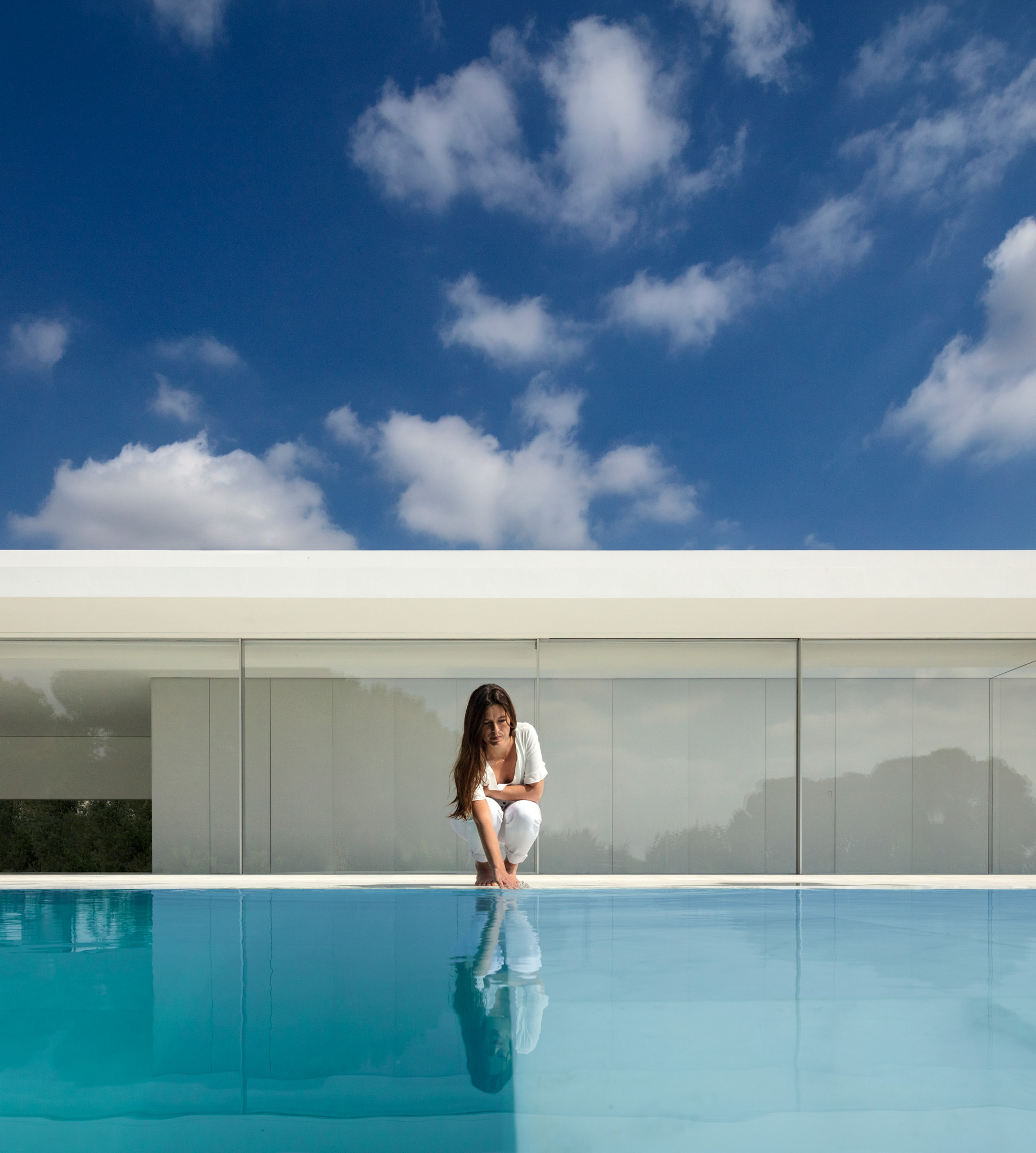 Casa Hofmann House Minimalist Belvedere Villa – Valencia, Spain – 9