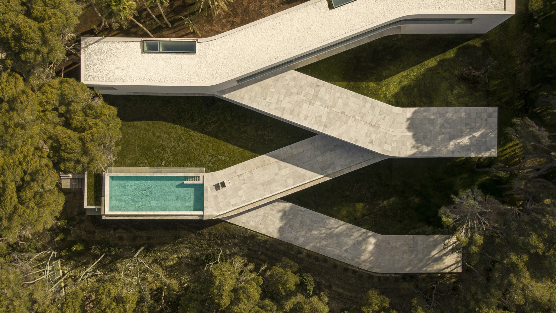 Casa Sabater Geometric Zig Zag Minimalist House – Orihuela, Alicante, Spain 🇪🇸