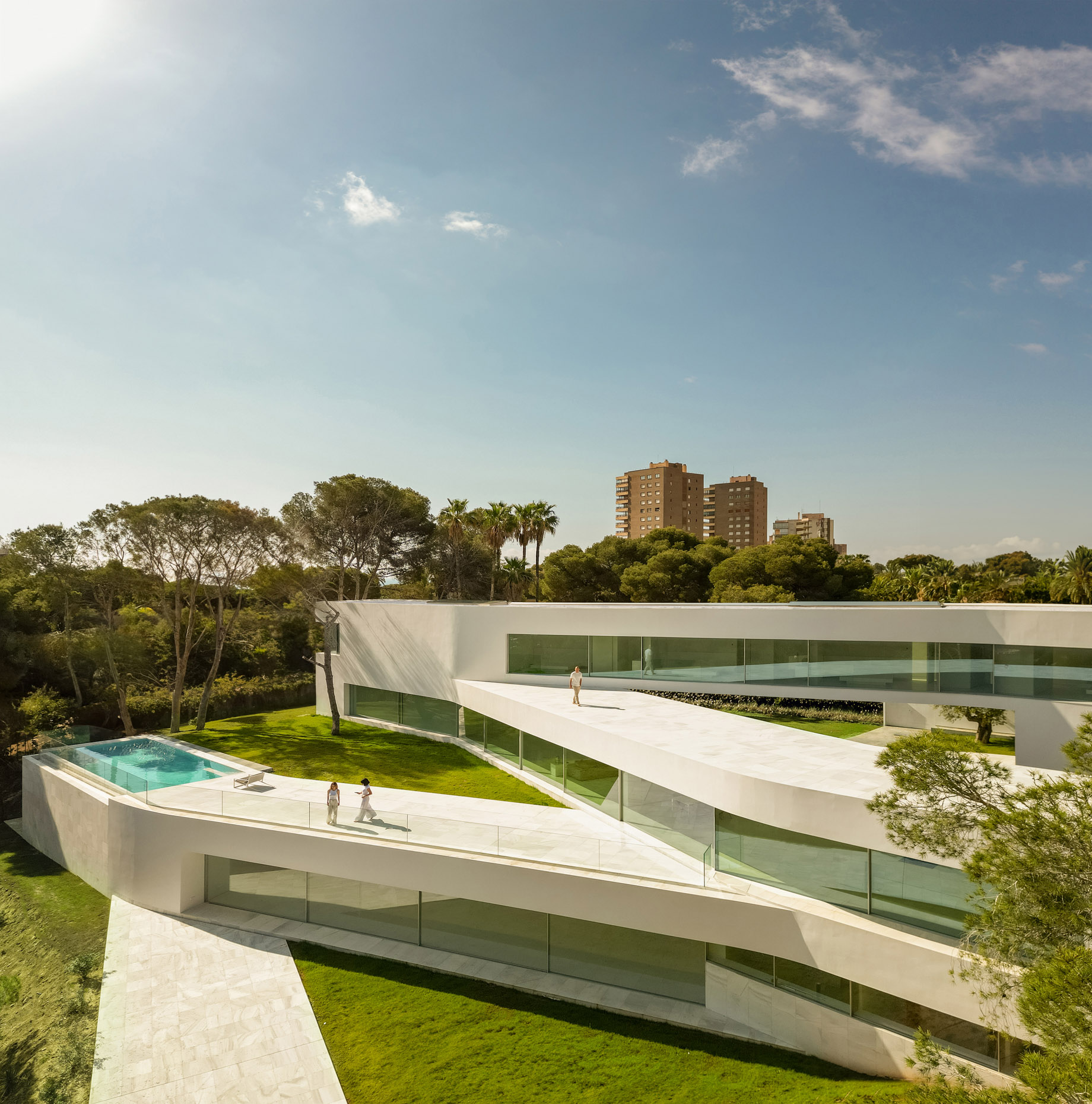 Casa Sabater Geometric Zig Zag Minimalist House – Orihuela, Alicante, Spain – 11