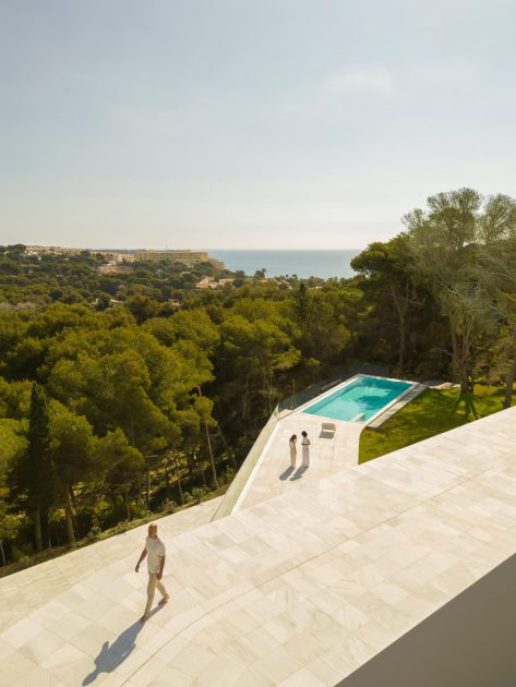 Casa Sabater Geometric Zig Zag Minimalist House - Orihuela, Alicante, Spain - 13