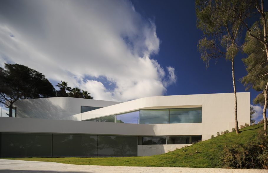 Casa Sabater Geometric Zig Zag Minimalist House - Orihuela, Alicante, Spain - 19