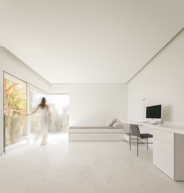 Casa Sabater Geometric Zig Zag Minimalist House - Orihuela, Alicante, Spain - 37