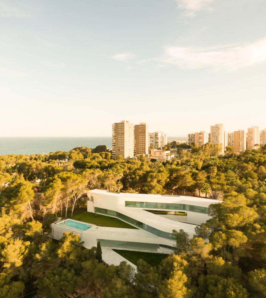 Casa Sabater Geometric Zig Zag Minimalist House - Orihuela, Alicante, Spain - 48
