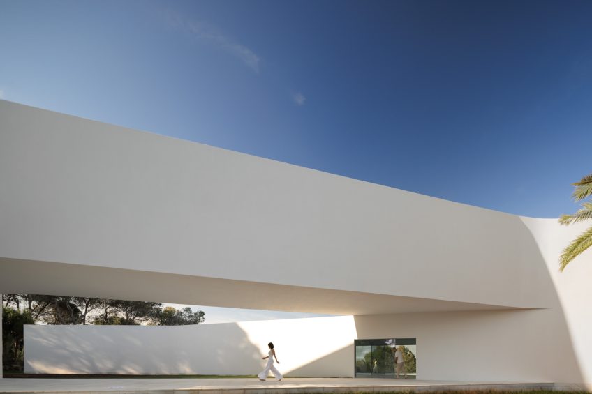 Casa Sabater Geometric Zig Zag Minimalist House - Orihuela, Alicante, Spain - 52