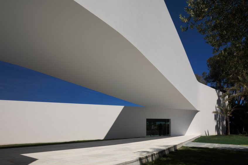 Casa Sabater Geometric Zig Zag Minimalist House - Orihuela, Alicante, Spain - 54