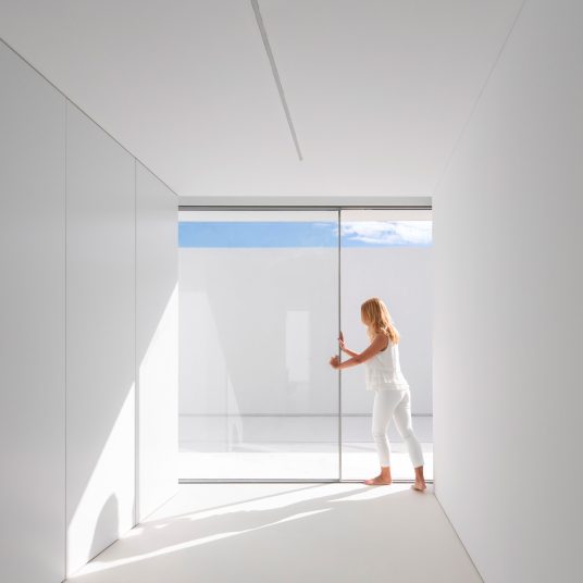 House of Silence Modern Acoustic Casa - La Canyada, Valencia, Spain - 23