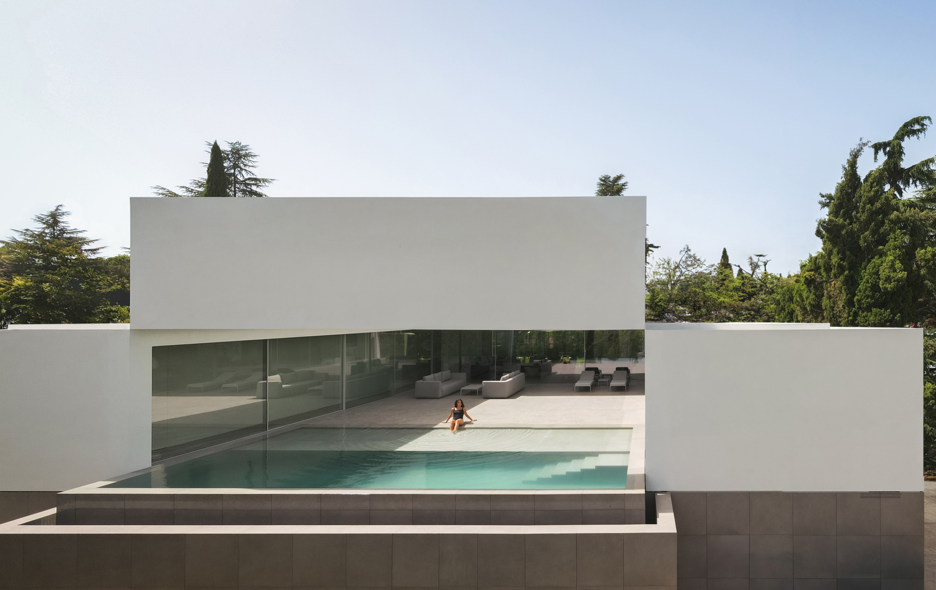 Casa Compluvium House Modern Roman Domus Villa – Madrid, Spain – 35