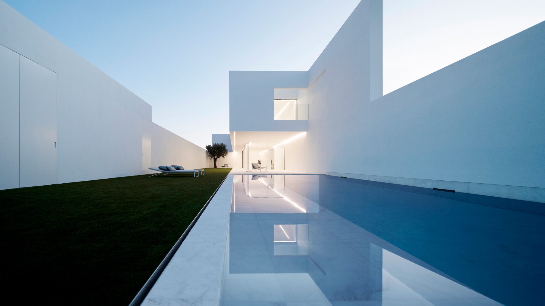 Pati Blau House Modern Farmhouse Minimal Design Residence – Valencia, Spain 🇪🇸