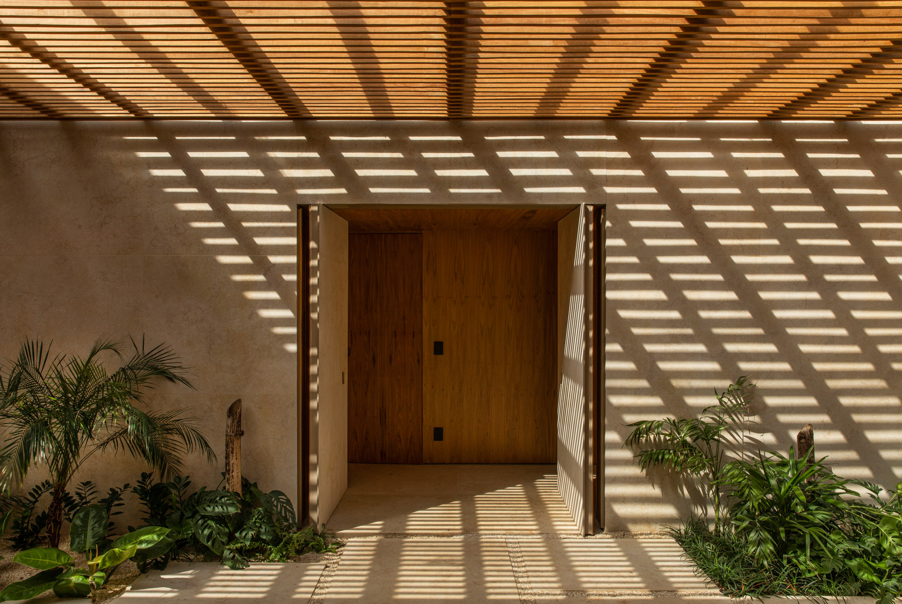 Casa Q04L63 House – Rifaina, Sao Paulo, Brazil – 9