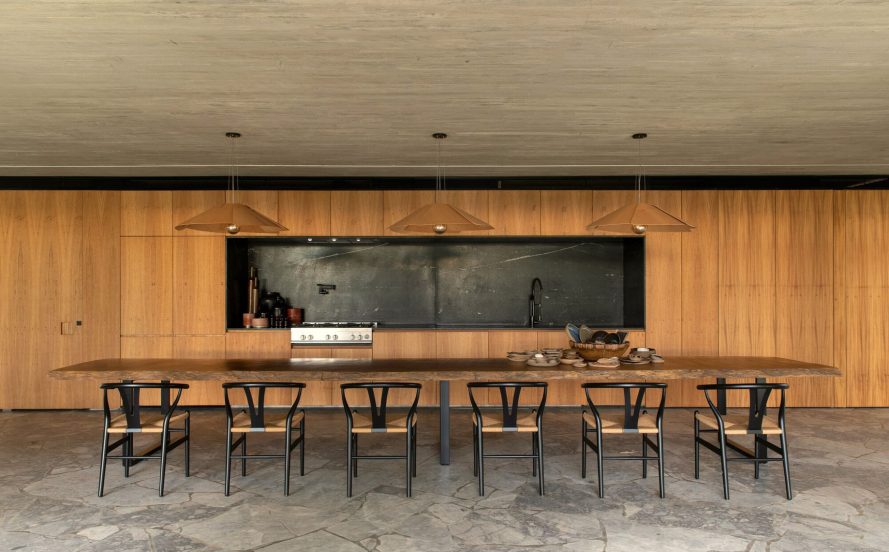 Lake House Modern Residence - Uberlandia, Minas Gerais, Brazil - 18
