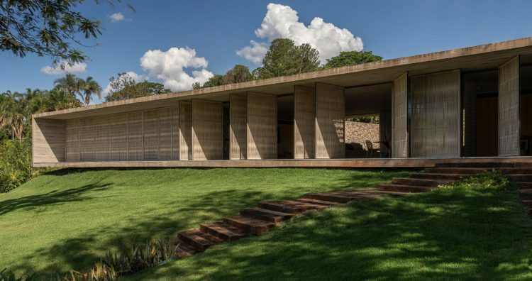 Lake House Modern Residence - Uberlandia, Minas Gerais, Brazil - 9