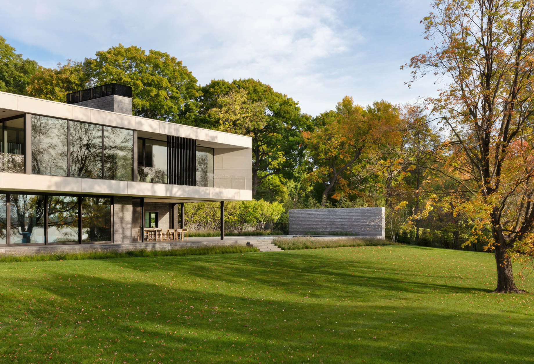Bayside Lakefront Residence – Ferndale Rd S, Wayzata, MN, USA – 43