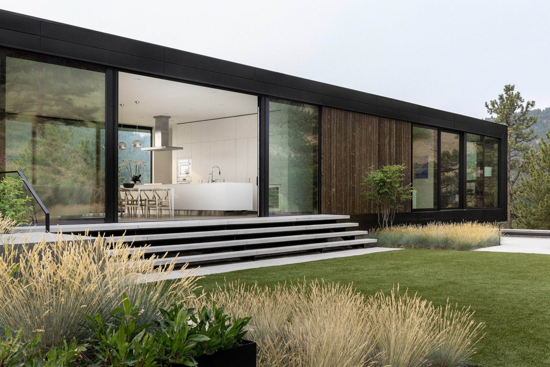 Blur House Mountain Retreat – Boulder, CO, USA – 10