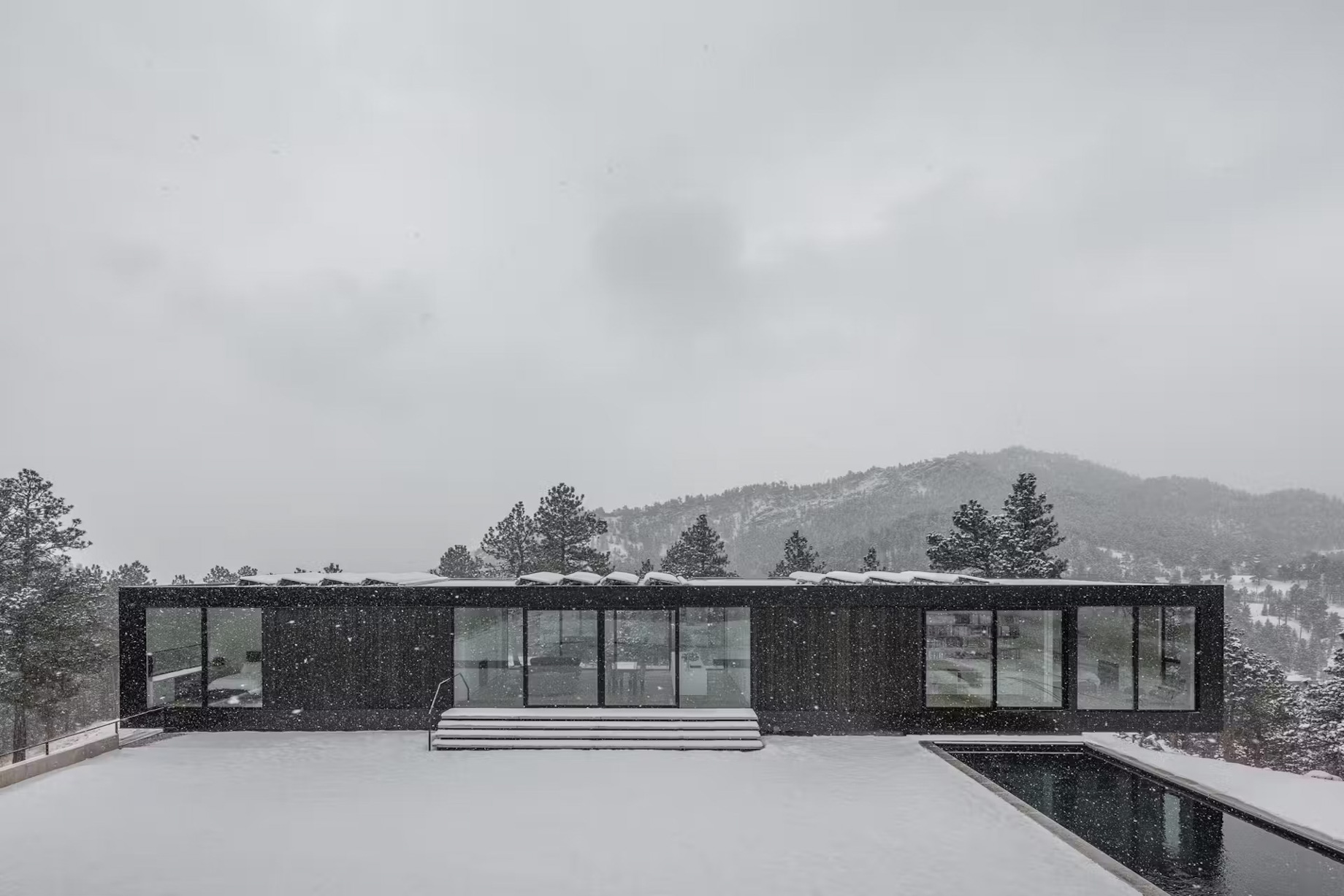 Blur House Mountain Retreat – Boulder, CO, USA – 40